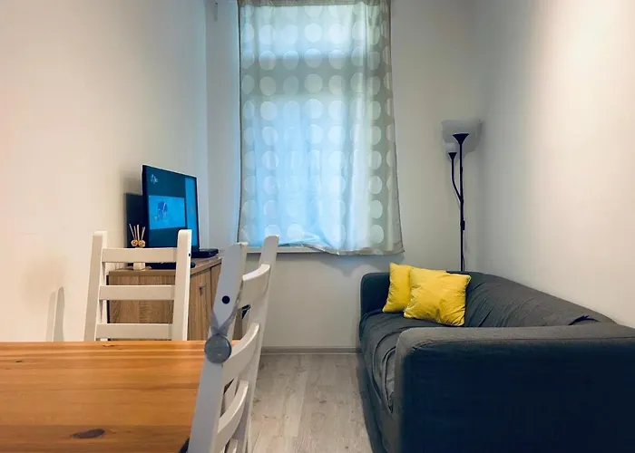 Cozy Place With A Balcony