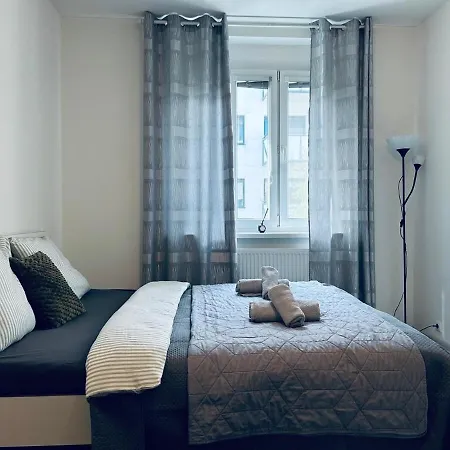Cozy Place With A Balcony Appartamento